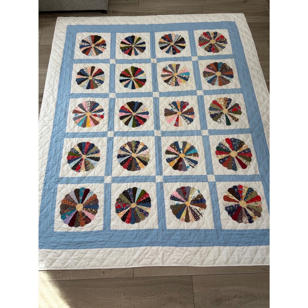 Vintage Handmade Dresden Plate Quilt Blue White Multicolor Patchwork 74x88